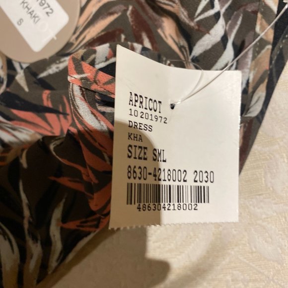 maxi dress -Size small-Apricot brand-new with tags - Picture 7 of 7